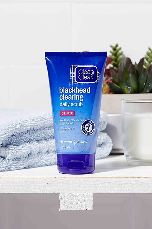 Clean & Clear Blackhead Clearing Daily Scrub (150 ml) Clean & Clear
