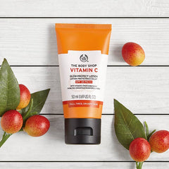 The Body Shop Vitamin C Glow-Protect Lotion SPF 30 PA+++ (50 ml) The Body Shop