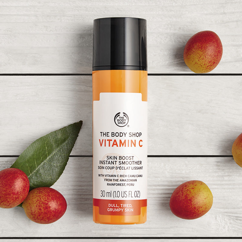 The Body Shop Vitamin C Skin Boost Moisturizer Instant Smoother (30 ml) The Body Shop